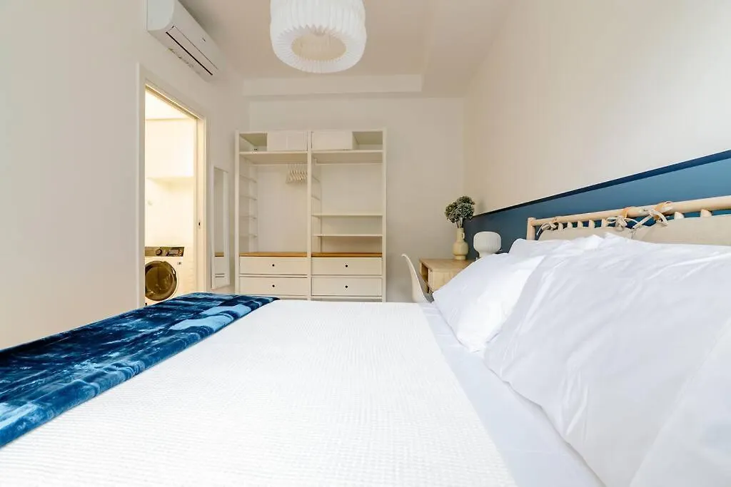 Luxury 1 Bedroom Apartment, Close To San Siro, Fiera And 10 Min Metro To Duomo Milan 0*,  Italy