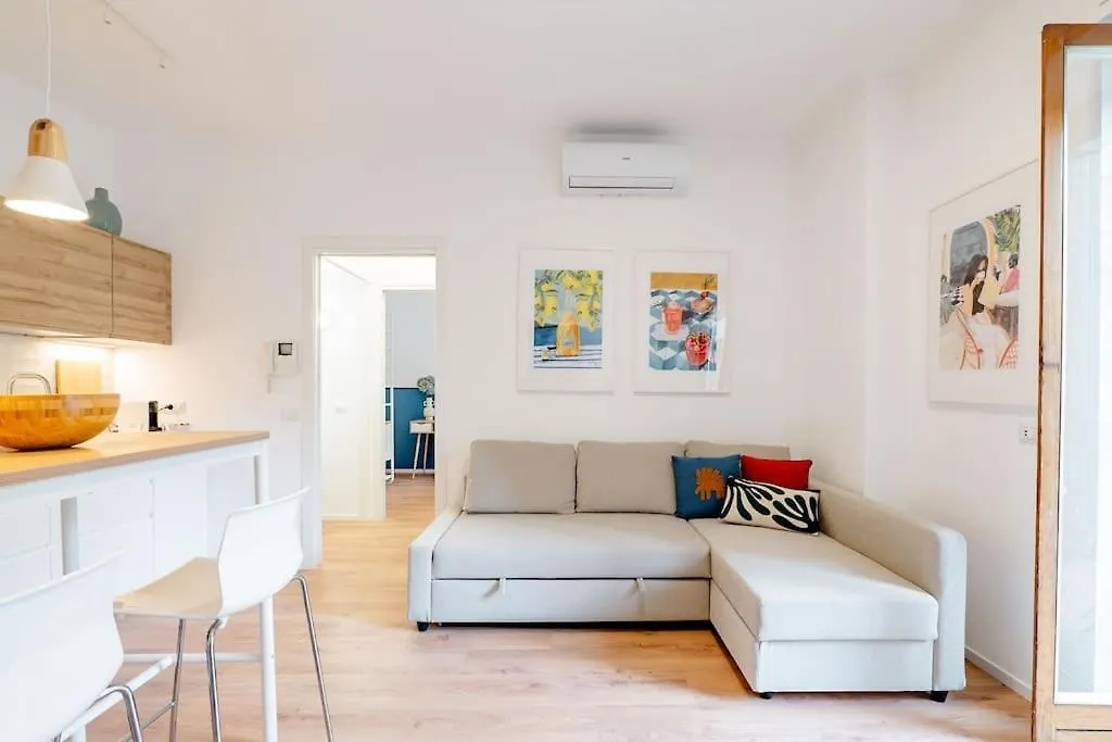 Luxury 1 Bedroom Apartment, Close To San Siro, Fiera And 10 Min Metro To Duomo Milan Apartment