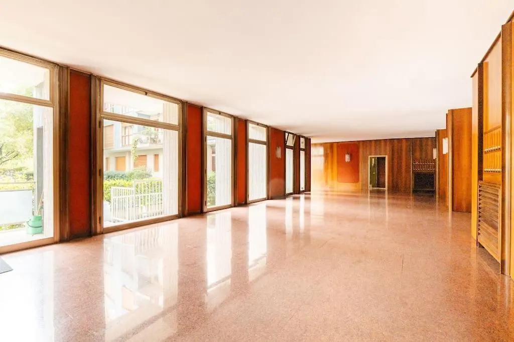Luxury 1 Bedroom Apartment, Close To San Siro, Fiera And 10 Min Metro To Duomo Milan